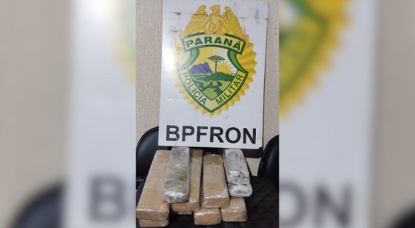 BPFRON realiza apreensão de drogas em ônibus na cidade de Capitão Leônidas Marques