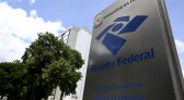 Receita paga hoje restituições de lote residual do IRPF de novembro