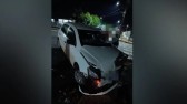 Mulher fica ferida após grave colisão seguida de capotamento no bairro Cango