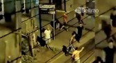 Jovem é brutalmente espancado por grupo de pessoas em Beltrão