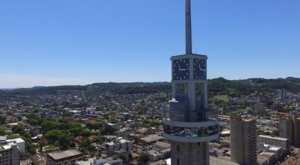 Paraná tem 13 cidades entre as 100 mais competitivas do Brasil, aponta ranking nacional