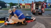 Jovem fica ferida em acidente envolvendo motocicleta