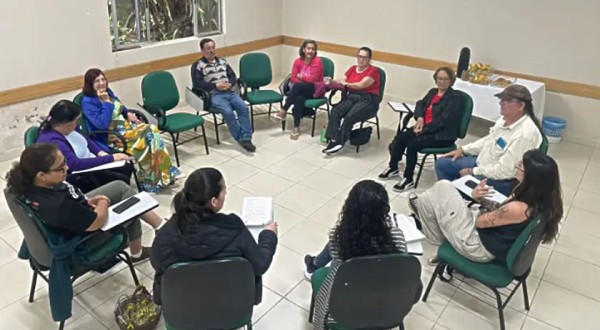 Horta comunitária promove planejamento e diálogo sobre saúde mental