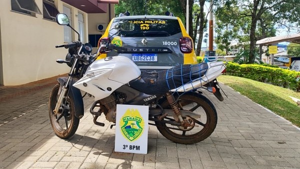 Motocicleta com alerta de furto é recuperada pela Polícia Militar