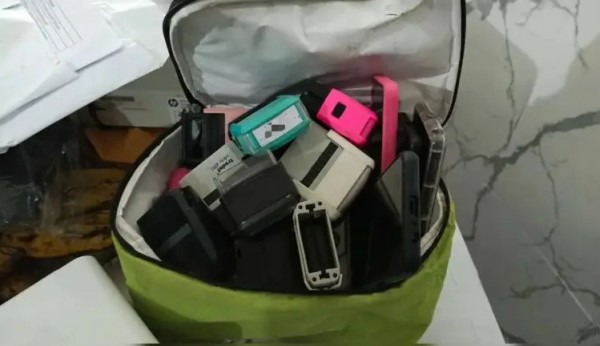 Casal é preso suspeito de vender atestados médicos falsificados