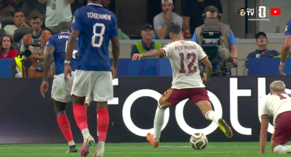 Espanha bate França e está na final da Copa após 16 anos