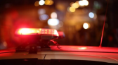 Homem é morto a tiros em frente a bar durante a madrugada em SC