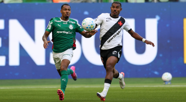 Palmeiras goleia o Vasco por 4 a 1 e amplia vantagem na liderança