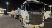 BPFron e Polícia Federal apreendem carreta com 33 toneladas de painço