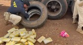 PRF apreende 95 quilos de cocaína escondidos em estepes de carreta em Cascavel