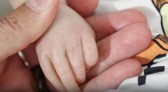 Casal é preso suspeito de vender bebê de cinco meses por R$ 15 mil e entregá-lo no Paraguai