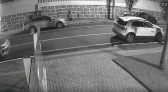 Pai é preso após atirar contra carro de árbitros por não aceitar decisão em jogo do filho