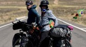 Casal paranaense larga emprego, vende tudo e passa mais de dois anos viajando de bicicleta para cruzar a América, de Ushuaia ao Alasca