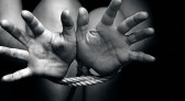 MPF denuncia cinco pessoas por tráfico internacional de mulheres