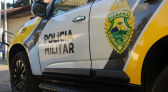 Mulher corre para igreja para escapar de marido que a perseguia com faca