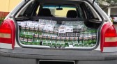 Veículo carregado com 750 pacotes de cigarros é apreendido na PR-182