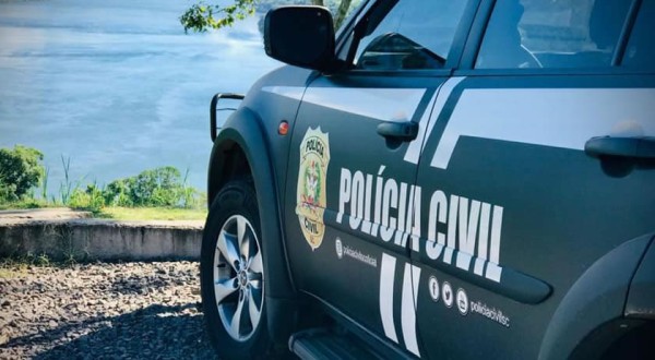 Homem é preso por suspeita de manter ex-namorada em cárcere e tentar matá-la no Oeste de SC