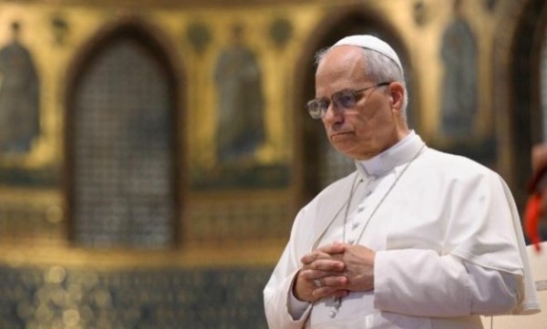 Papa Leão XIV anuncia cirurgia para retirada de nódulo no pulmão