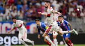 Flamengo vence o Bahia por 3 a 0 e mantém liderança do Brasileirão