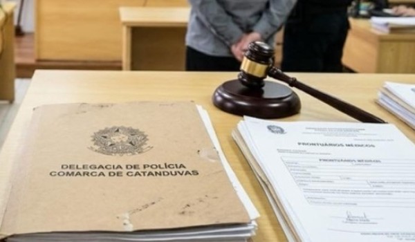 Médico é condenado a 37 anos e 11 meses de prisão por crimes sexuais contra pacientes em Catanduvas