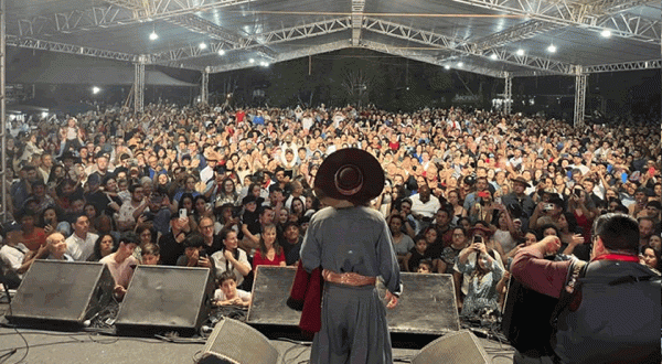 Com 70 mil visitantes, Francisco Beltrão realiza maior evento gaúcho do Paraná
