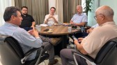 Pedron e Sergio Souza debatem recursos para infraestrutura e saúde