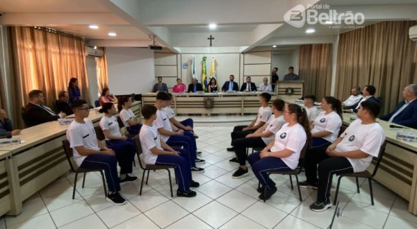 Vereadores Mirins são empossados em evento no Legislativo Beltronense