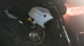 Motociclista de 19 anos fica ferido em colisão com carro no centro da cidade