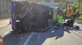 Ônibus que transportava equipe de futsal se envolve em acidente com mortos e feridos