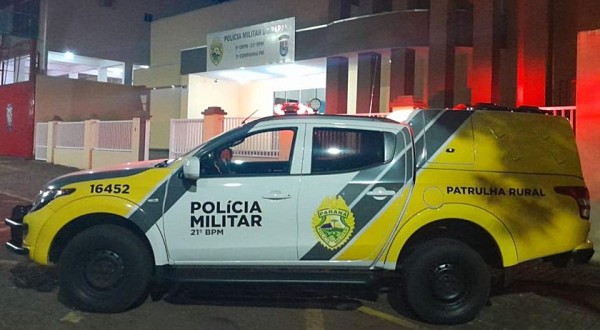 Homem é esfaqueado pela vizinha após ela ter sido agredida por ele durante briga por causa de cachorro