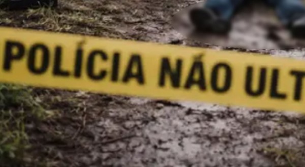 Professora é atacada com facão pelo ex-companheiro