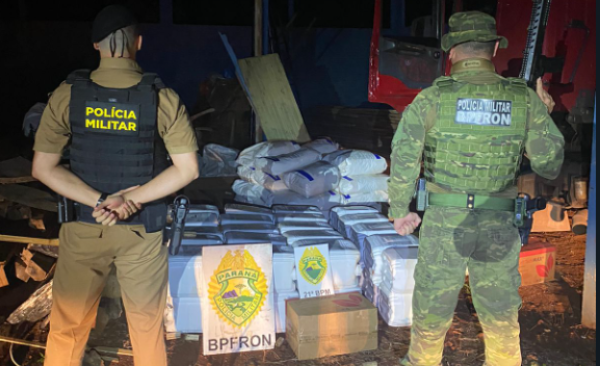 PMPR realiza a apreensão de caminhão e agrotóxicos contrabandeados em Capanema