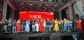 Município celebra 64 anos com show, decoração natalina e chegada do Papai Noel