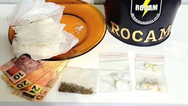ROCAM prende suspeitos de tráfico de drogas no Bairro Terra Nossa