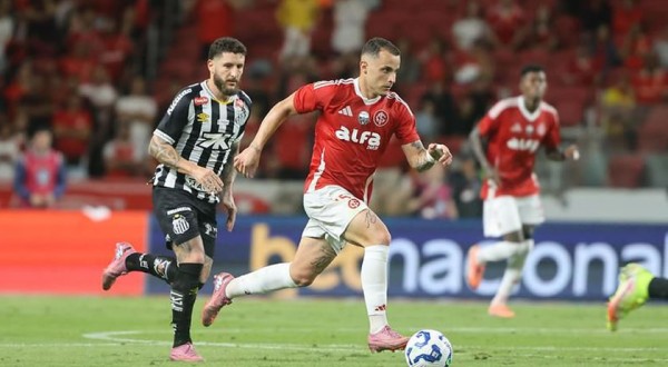 Inter desperdiça chances, cede empate ao Santos e continua ameaçado pelo Z-4