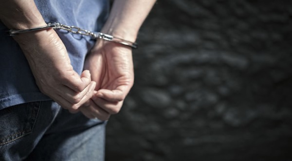Homem é preso após agressão e ameaça com faca em Marmeleiro