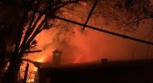 Incêndio destrói residência durante a madrugada no bairro Alvorada