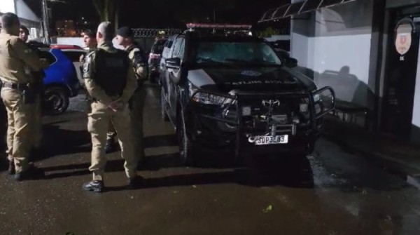 Polícia apreende crack durante Operação Nhapecani