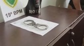 Devendo mais de R$ 16 mil de pensão, jovem é presa pela PM em Toledo