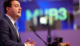 “Fim das concessões garante mais de R$ 60 bilhões em obras e tem sentimento de missão cumprida”, afirma Ratinho Júnior