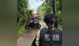 ROCAM apreende motocicletas após flagrar condutores dando “grau”