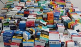 Farmácia é autuada por irregularidades no armazenamento de medicamentos