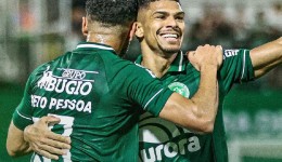 Chapecoense vence Operário e assume vice-liderança da Série B