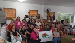 Assesoar e Mão Amiga promovem ação do Outubro Rosa