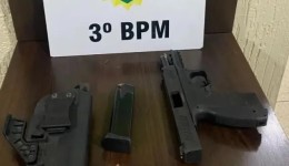 Polícia apreende arma após disparos contra placa na PR-158