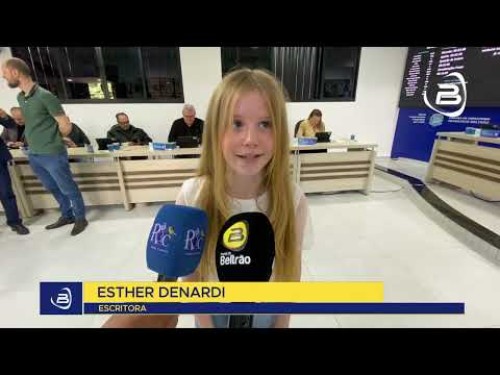 Escritora mirim, Esther Denardi, recebe Moção de Aplausos da Câmara de Francisco Beltrão