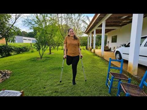 Barracão - Mãe, esposa e guerreira: Vanessa luta para voltar a caminhar após amputação causada por câncer ósseo